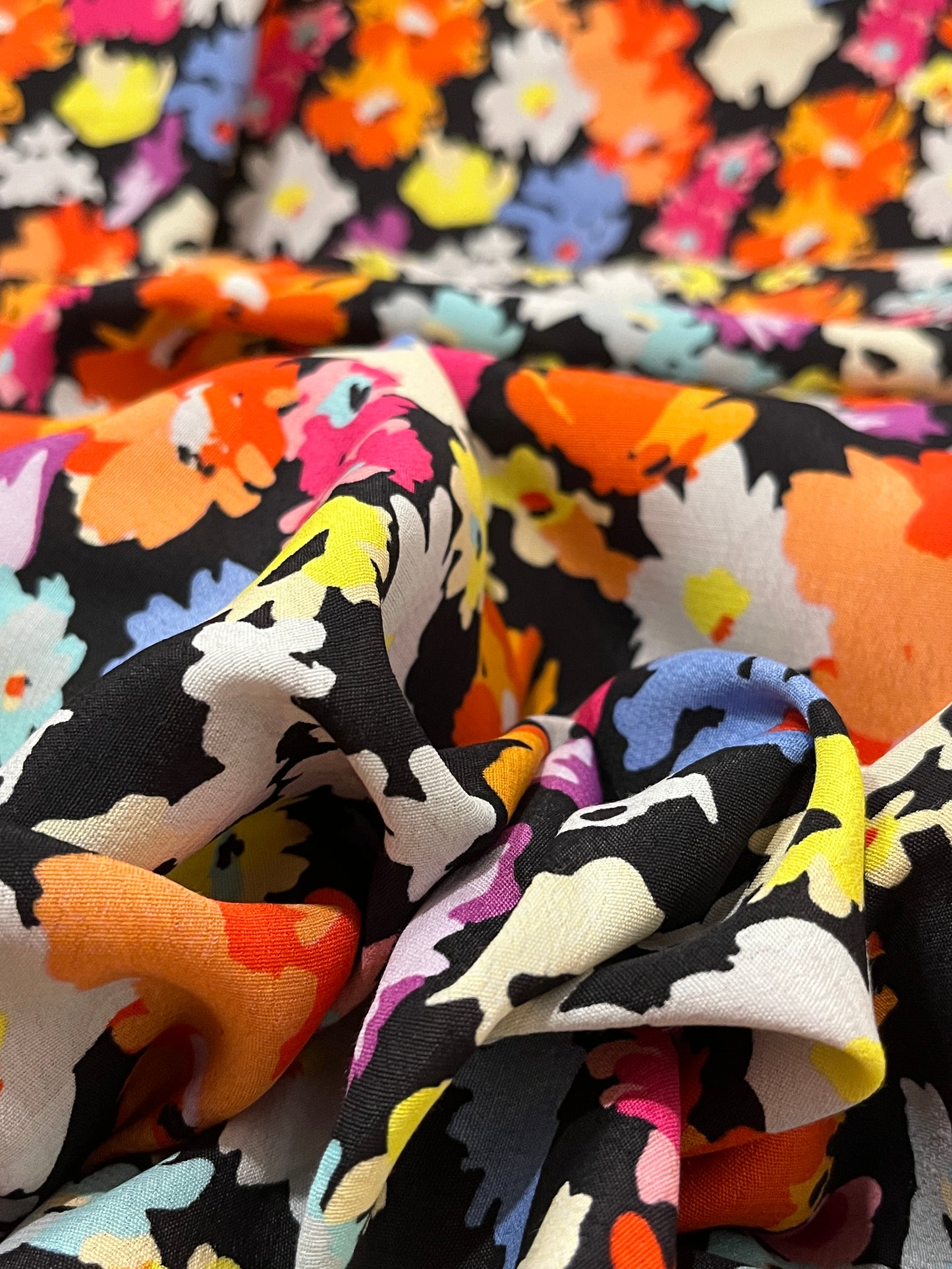 COSETTE Petite Floral Print Viscose Marocain. Sustainably made in Italy. - Matrona: Sustainable Textiles and Fashion