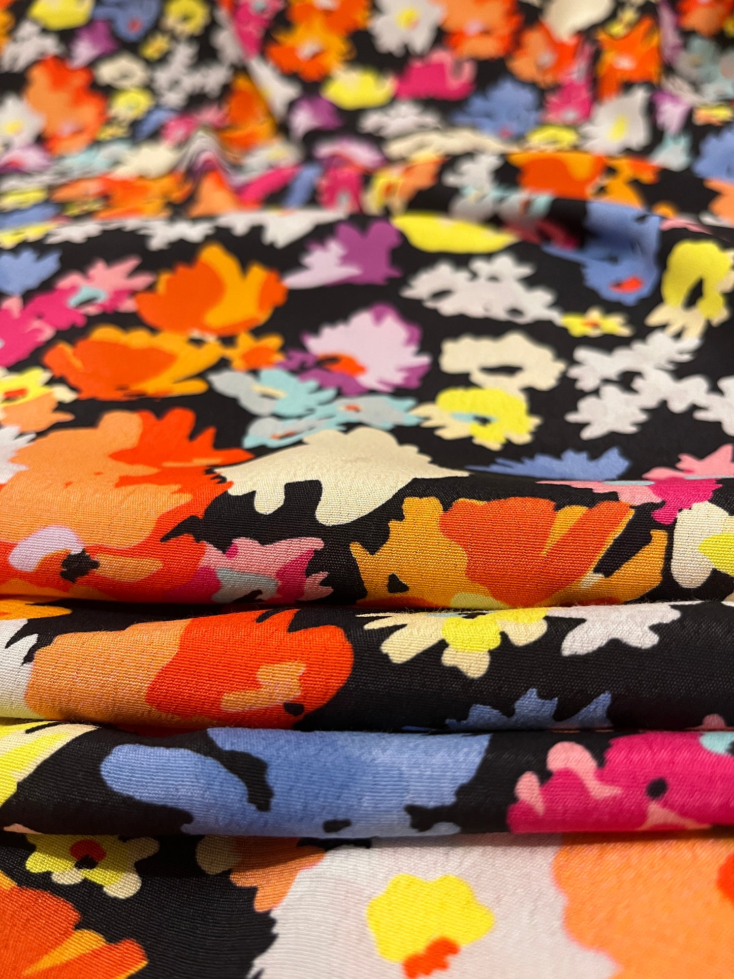 COSETTE Petite Floral Print Viscose Marocain. Sustainably made in Italy. - Matrona: Sustainable Textiles and Fashion
